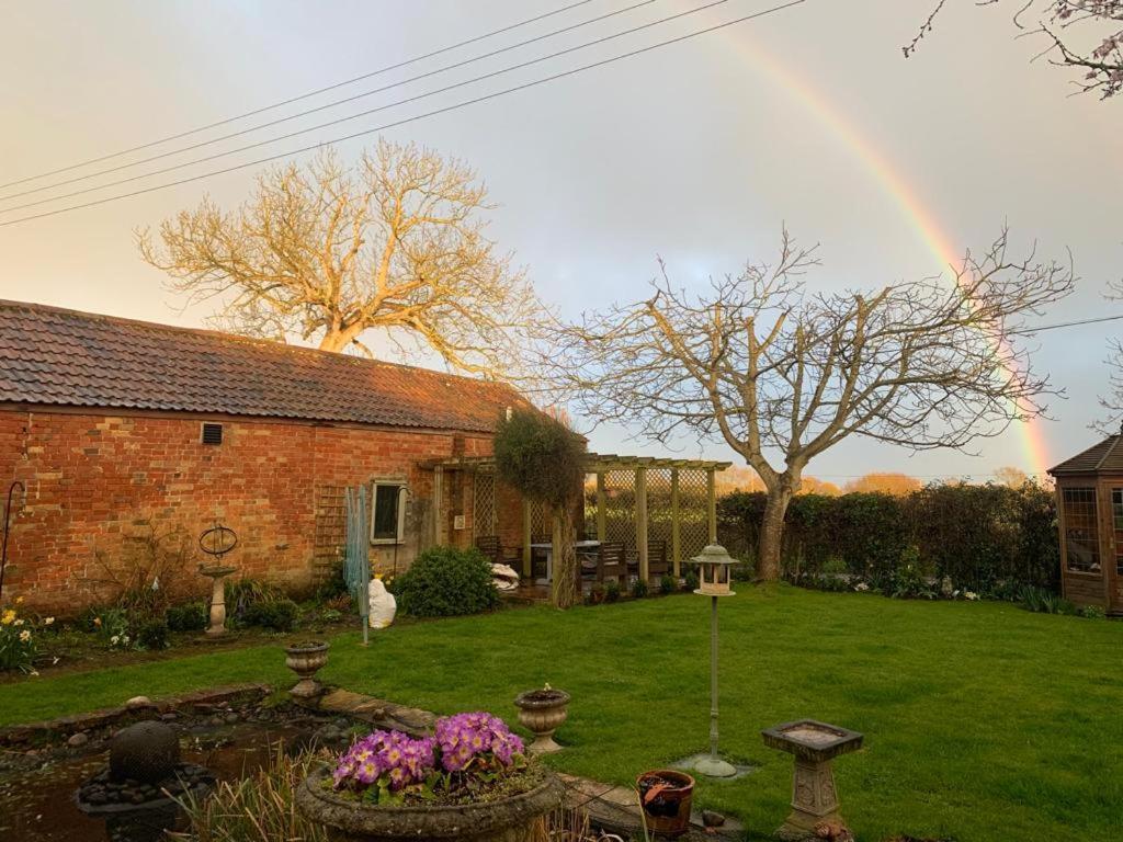 The Nest At Walnut Cottage Burrowbridge Esterno foto